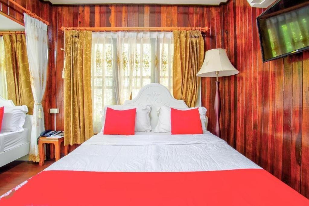 Thaiasia Goldensea Resort Аюттхая Экстерьер фото