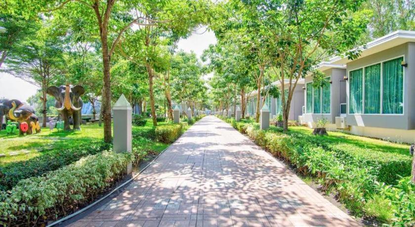 Thaiasia Goldensea Resort Аюттхая Экстерьер фото